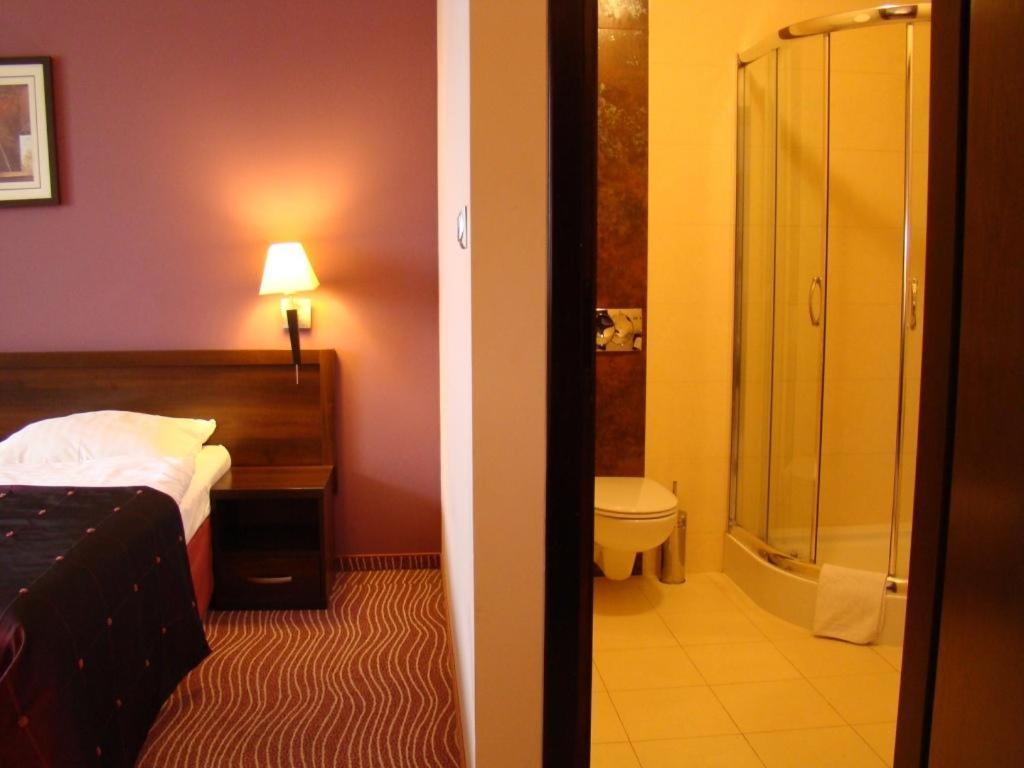Hotel Azalia & Spa نيبووميتسا المظهر الخارجي الصورة
