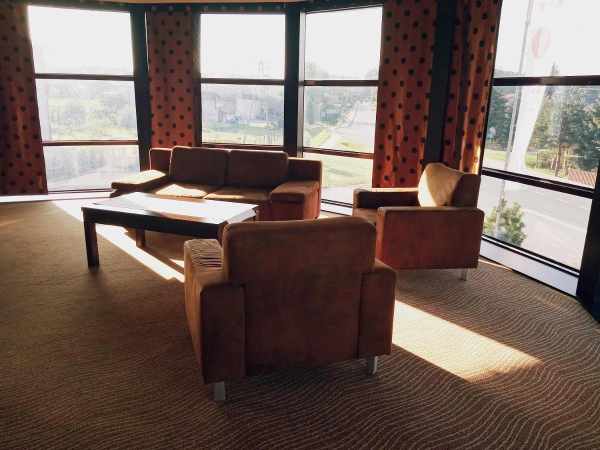 Hotel Azalia & Spa نيبووميتسا المظهر الخارجي الصورة