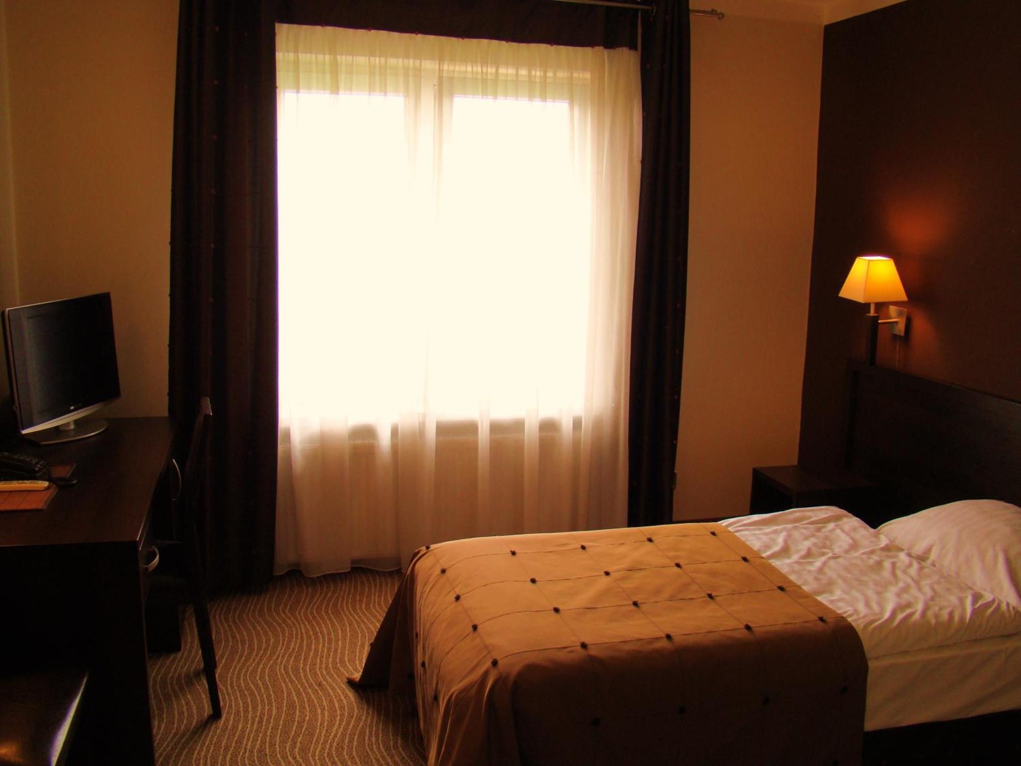 Hotel Azalia & Spa نيبووميتسا المظهر الخارجي الصورة